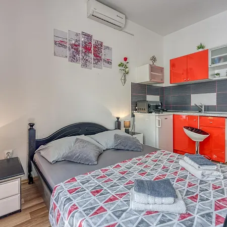 Apartment Ivanda